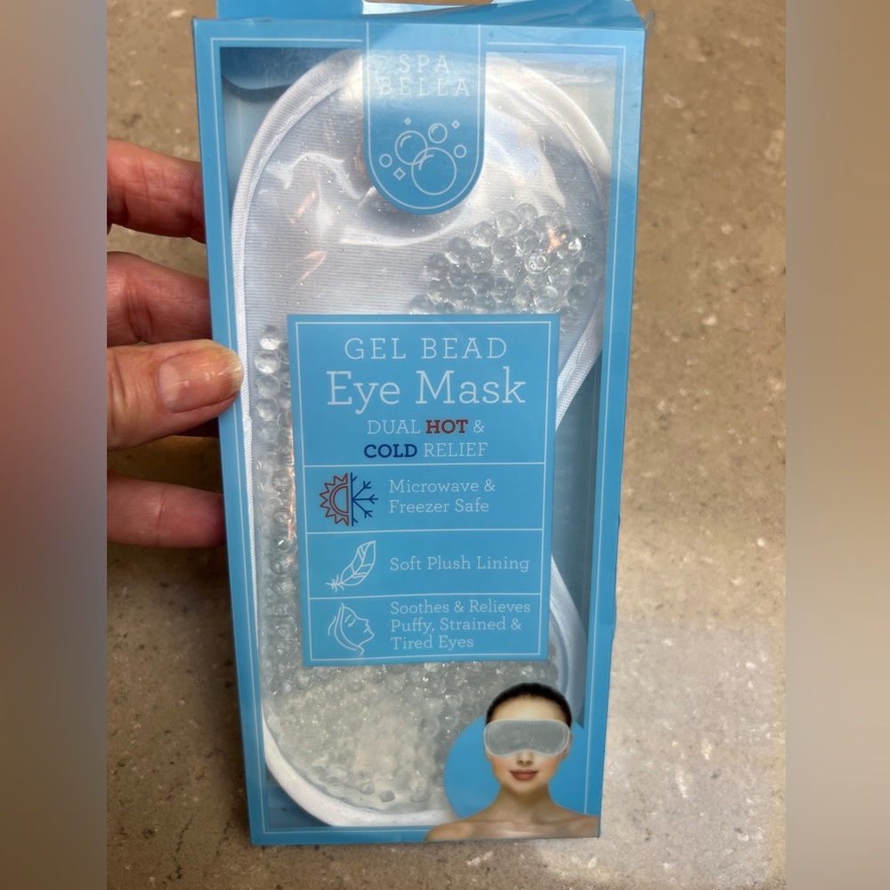 NWT Hot/Cold Gel Bead Eye Mask for relief fr puffy eyes, headache etc.